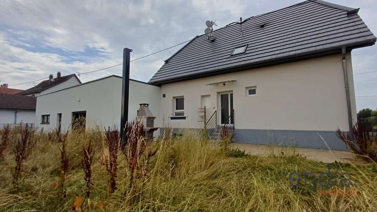 Maison de caractère avec dépendance de 150 m²  Terrain de 27,26 ares - photo 21