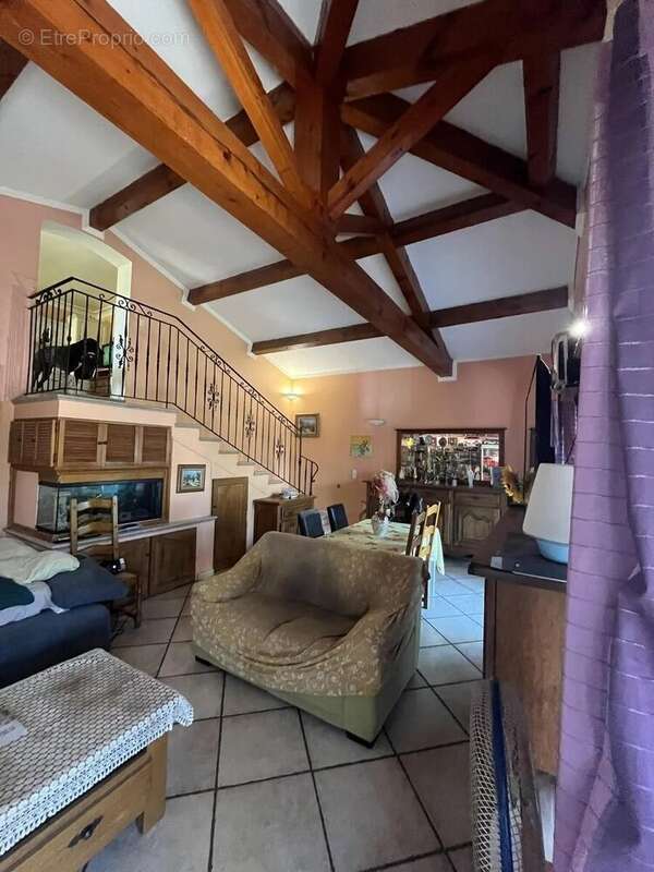 L'agence via immobilier vous propose :a marignane  secteur c - photo 18