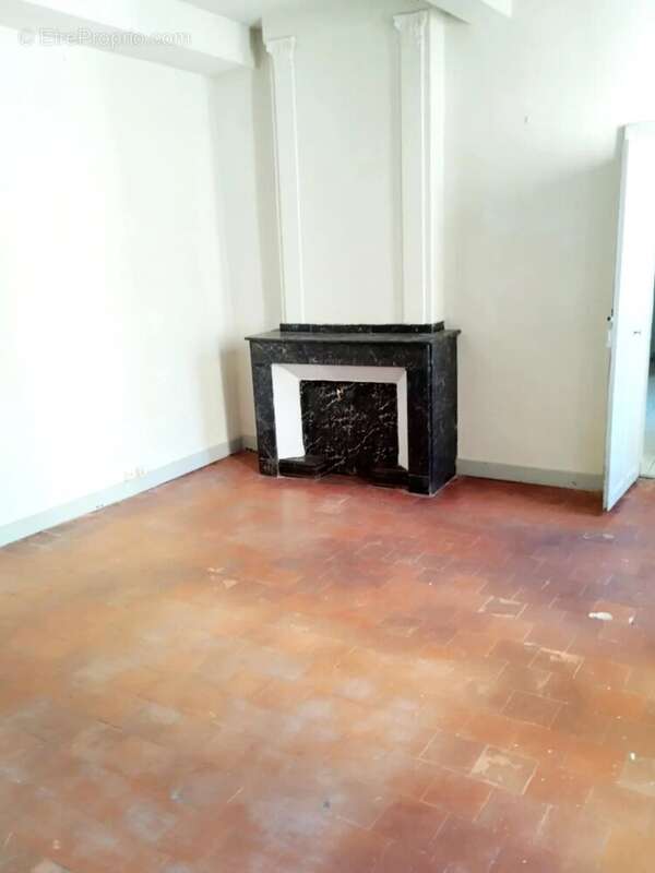 Appartement type 4 - 105 m² - photo 4