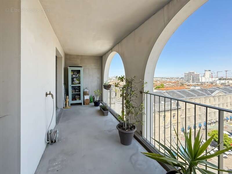 Appartement à BORDEAUX
