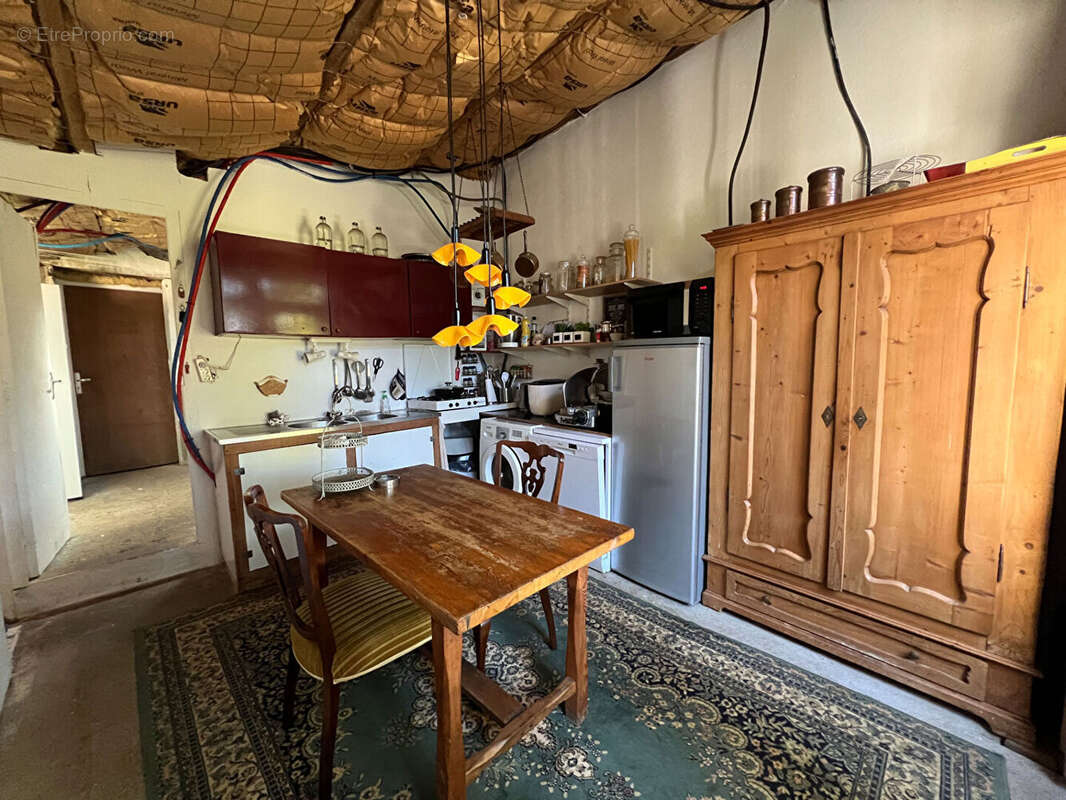 Maison à SAINT-SANTIN-CANTALES