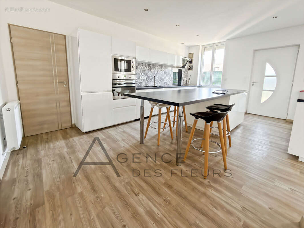 Maison Saint Pierre Les Elbeuf 116 m2 - photo 4