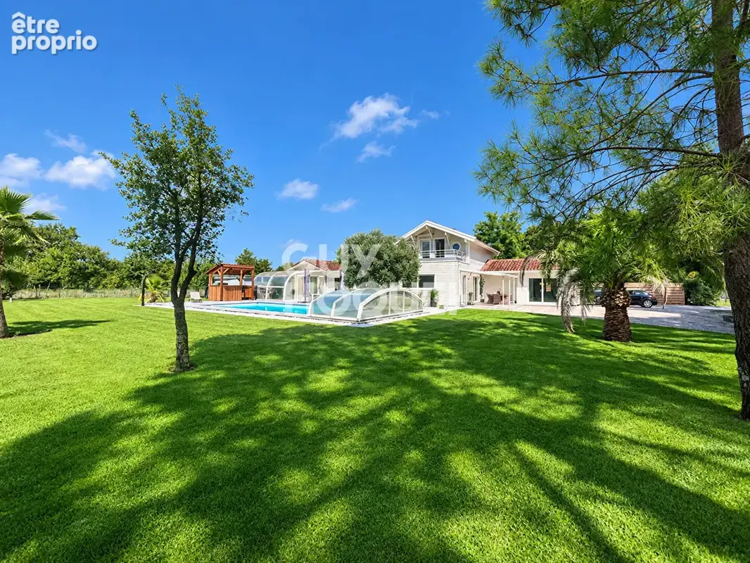 Photo Maison à Soustons au prix de 1 050 000€