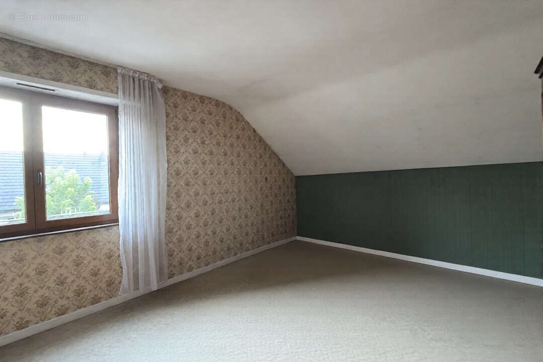 Une maison familiale aux multiples possibilités ! - photo 15