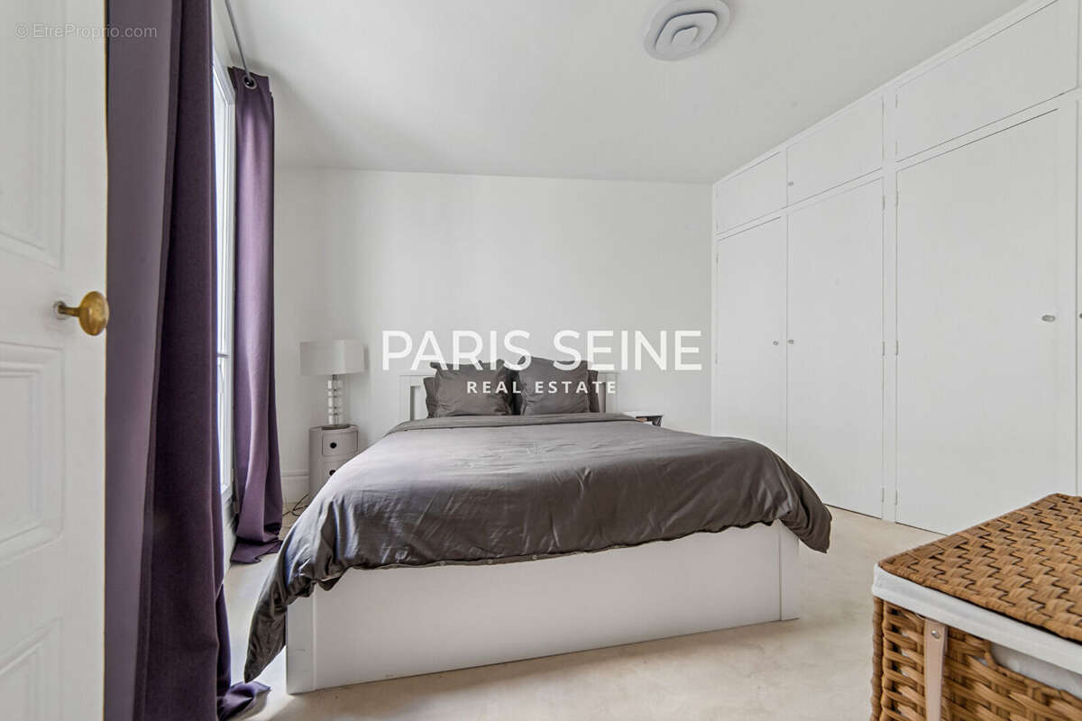 Appartement à PARIS-6E
