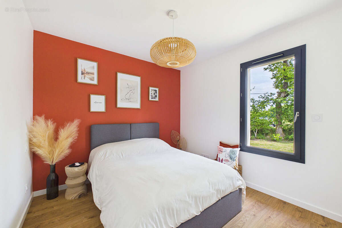 Maison Contemporaine de 2018 - 126 m² - 1325 m² de terrain - Bourg Sous la Roche - photo 15