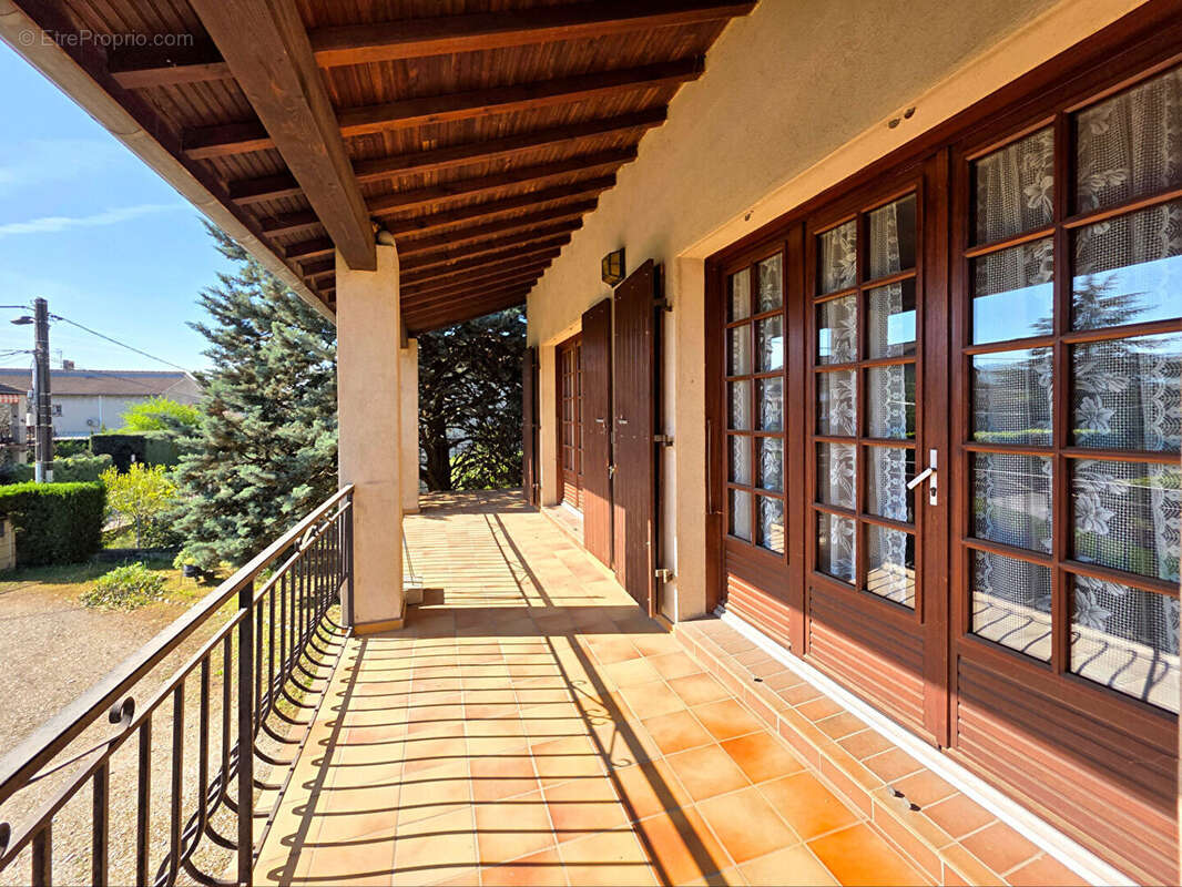 Maison à ROMANS-SUR-ISERE