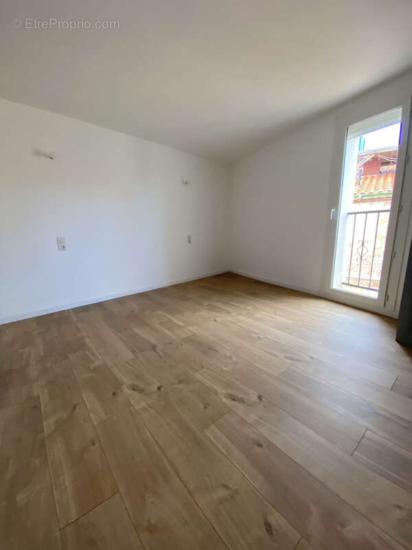 Maison à SAINT-JEAN-LASSEILLE