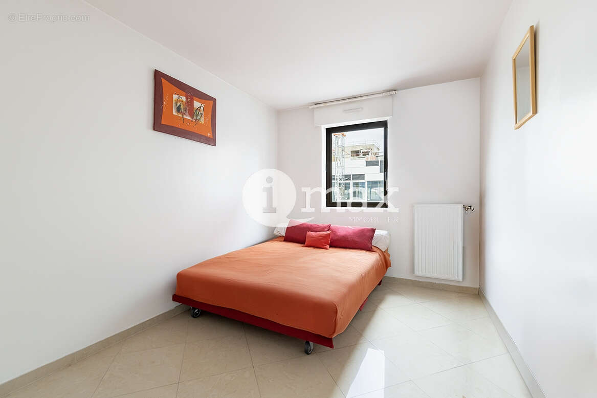 Appartement à LEVALLOIS-PERRET
