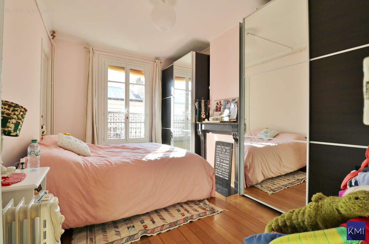 Appartement à PARIS-11E
