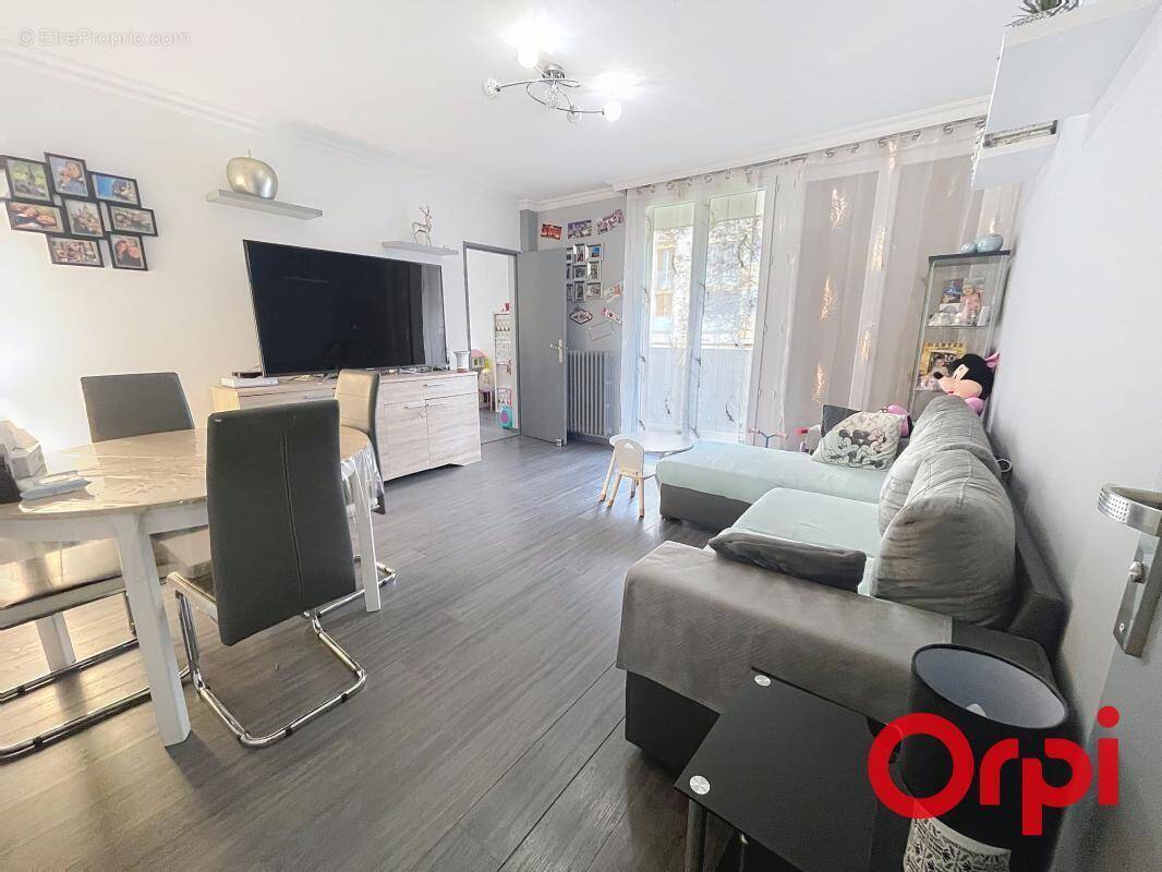 Appartement à MARSEILLE-12E