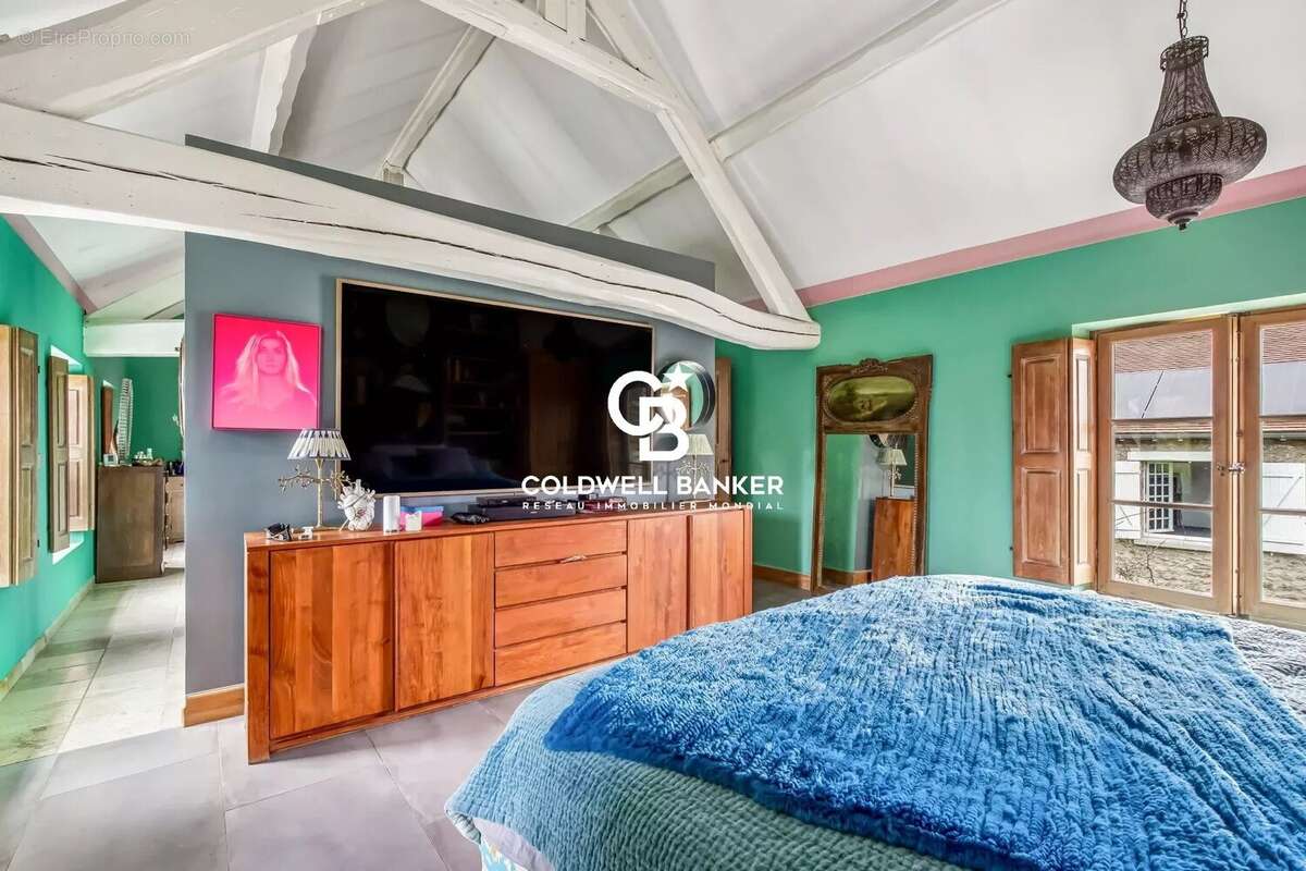 Maison à FEUCHEROLLES