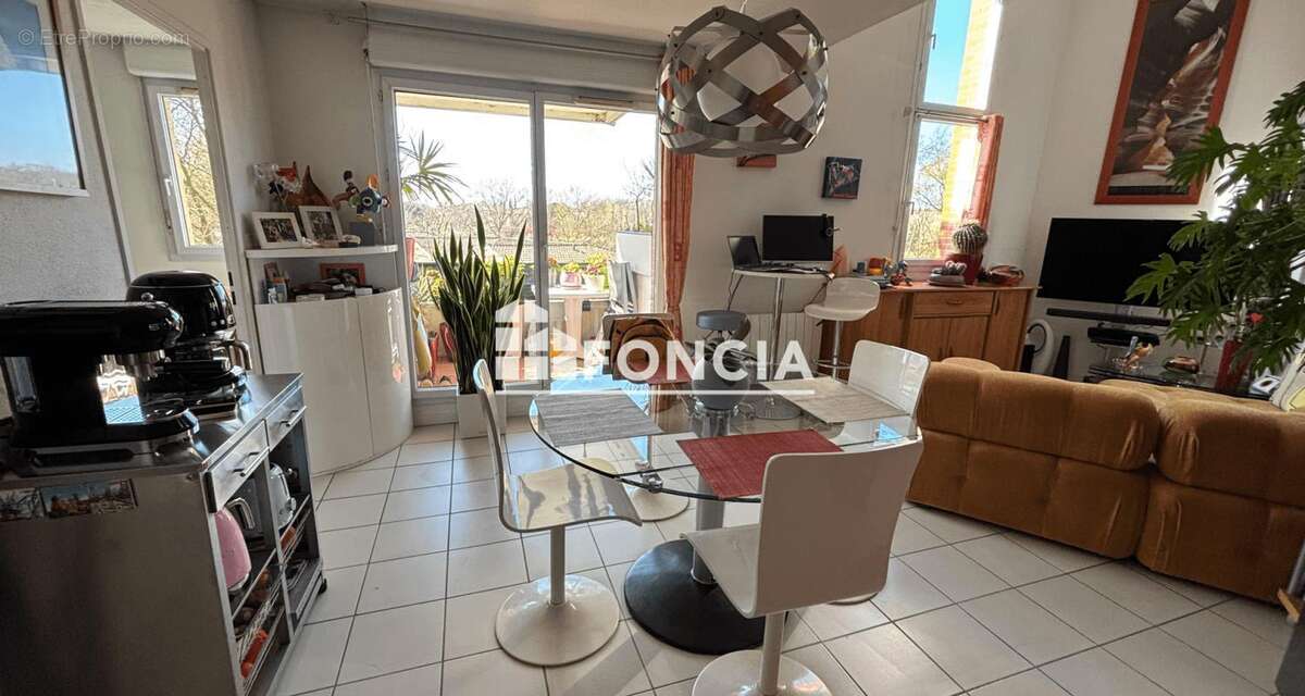 Appartement à COLOMIERS