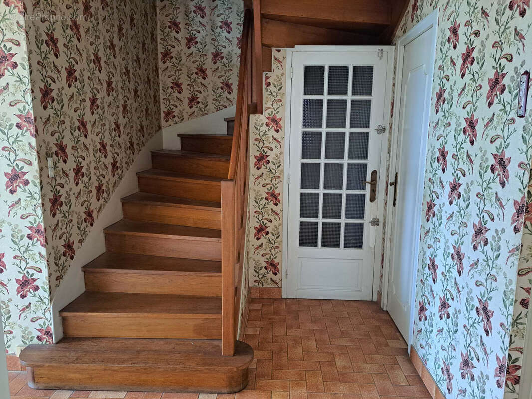 Maison à SAINT-CALAIS