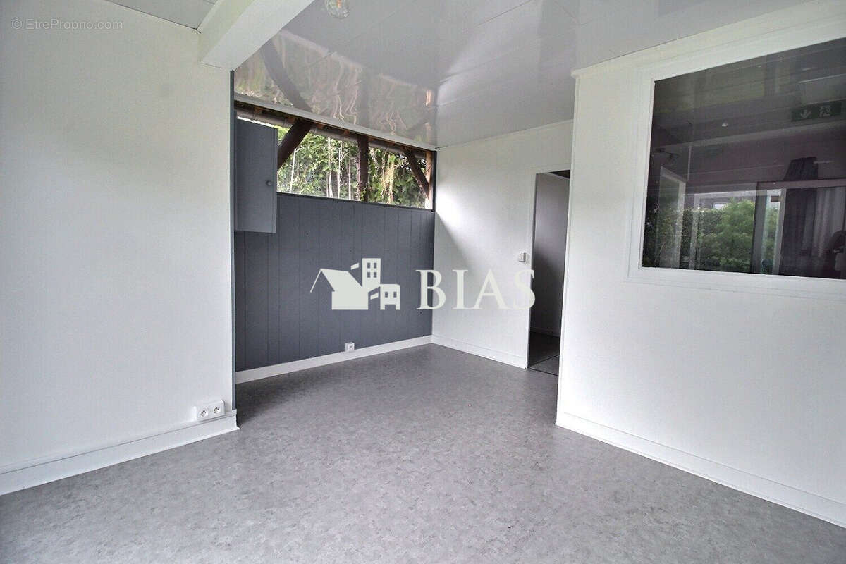 Appartement à BOURG-ACHARD