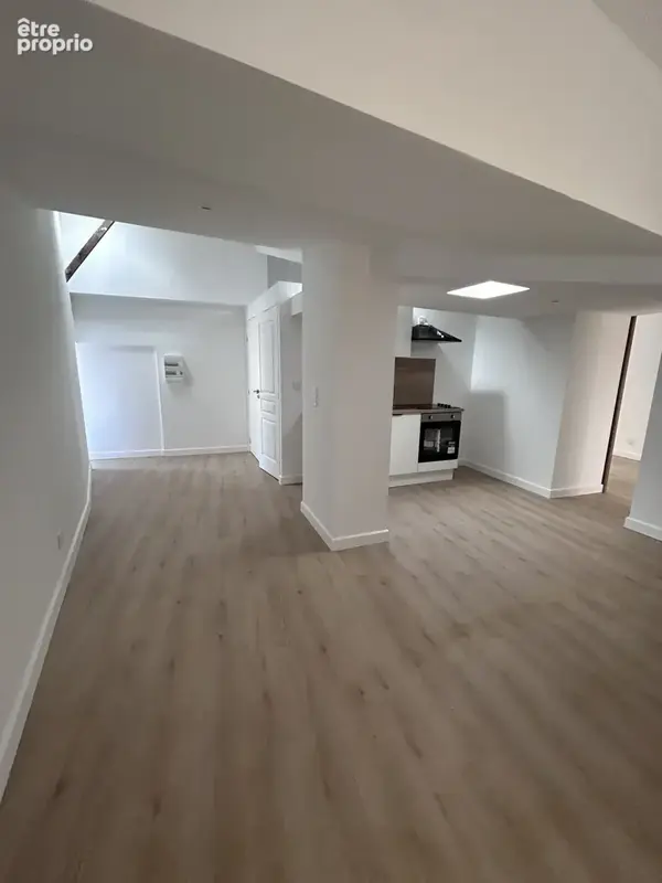 Appartement 2 pièces 38 m² à vendre à Trets (13530) - photo 2