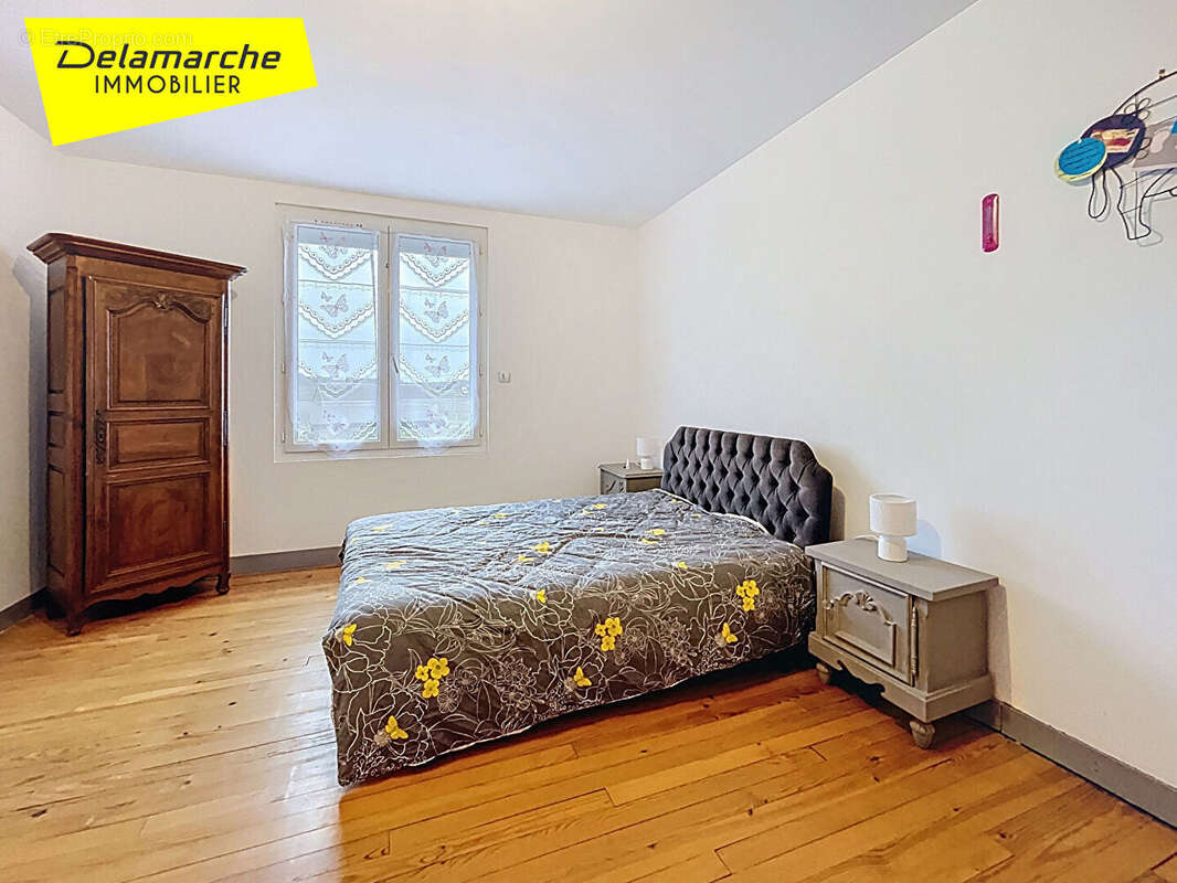 Maison à SAINTE-CECILE