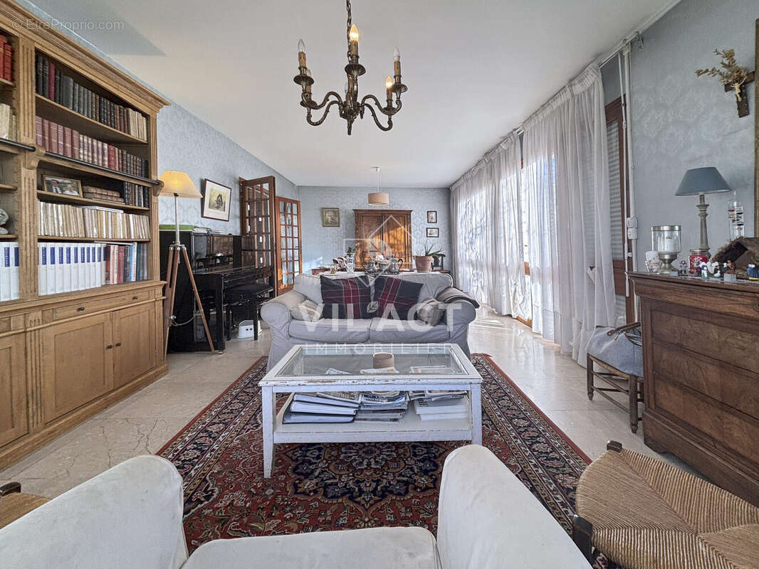 séjour traversant - Maison à BLANQUEFORT