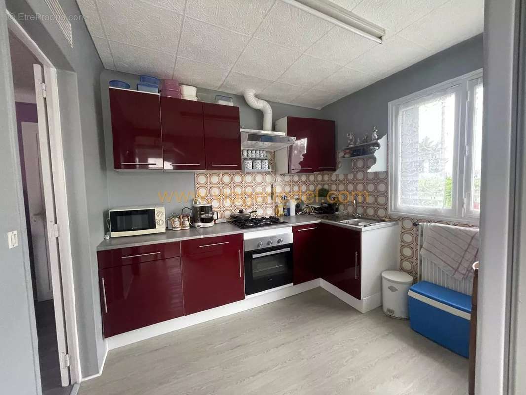 Maison à CHATEAUNEUF-EN-THYMERAIS