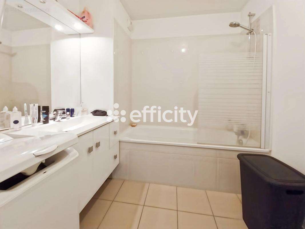 Appartement à BASSE-GOULAINE