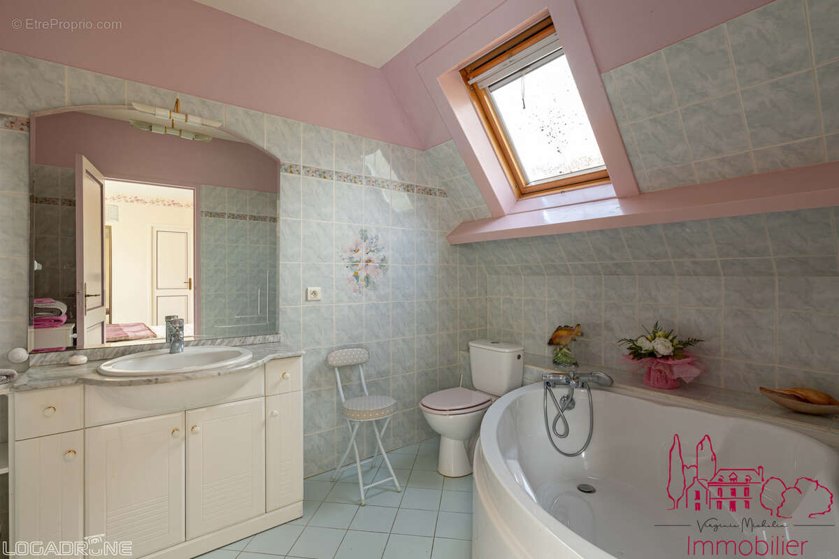 Maison à VILLAMBLARD