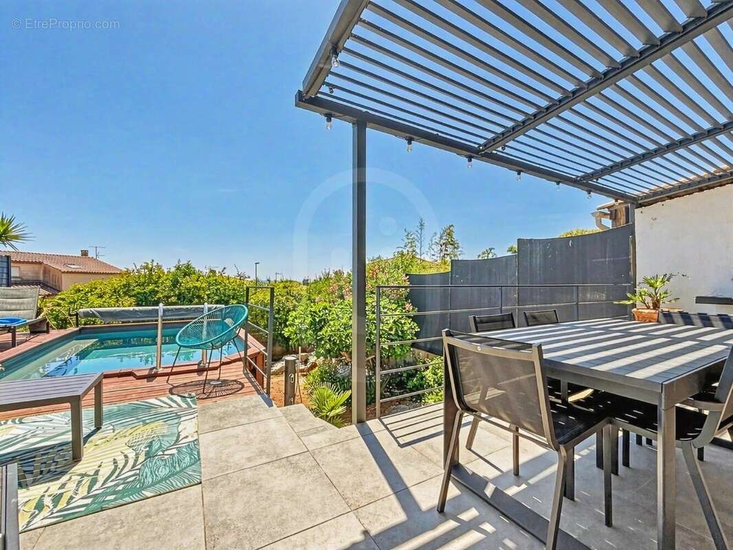CASTELNAU LE LEZ - Magnifique Maison avec piscine au calme ! - photo 2