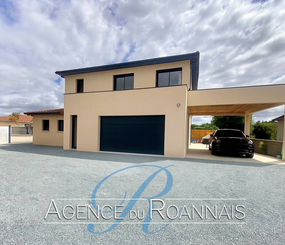 Maison à POUILLY-SOUS-CHARLIEU