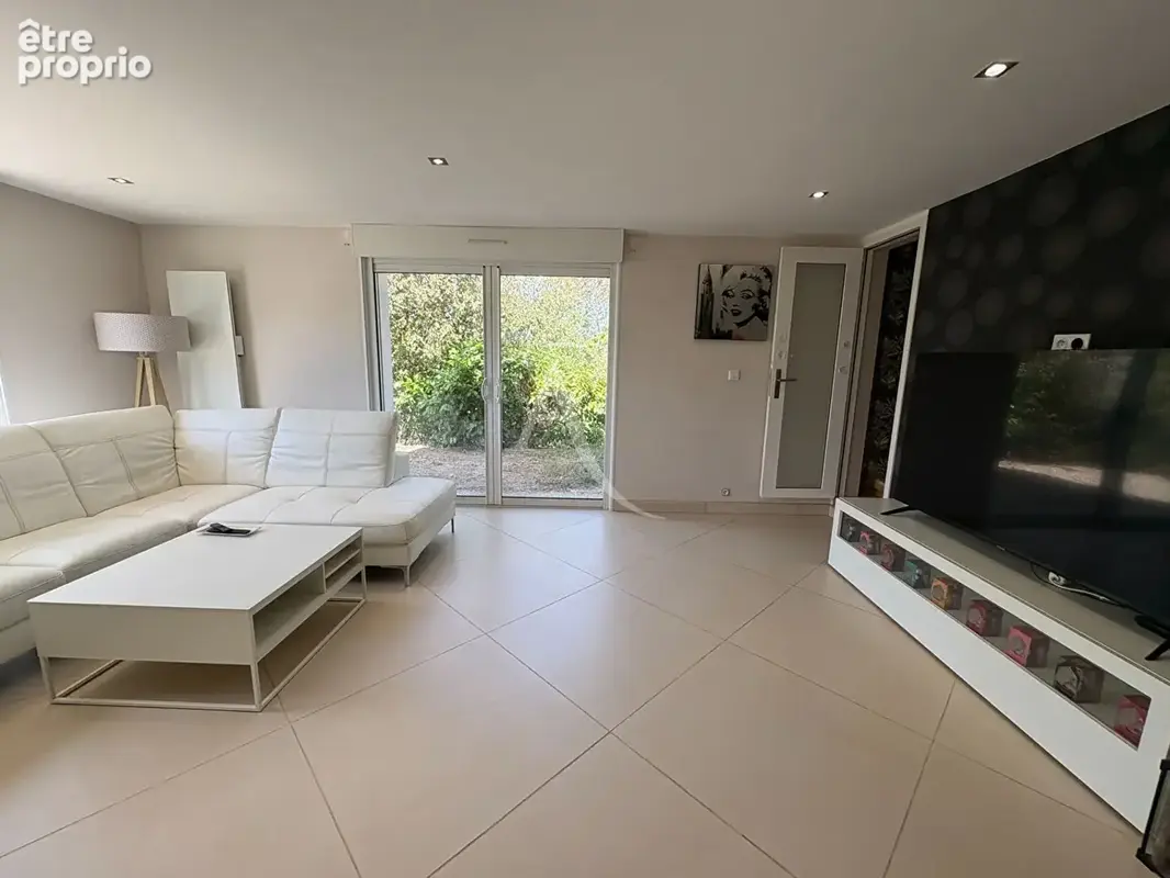 Villa LIMOUX 5 Chambres 222 m² sur terrain de 5966 m² - photo 9
