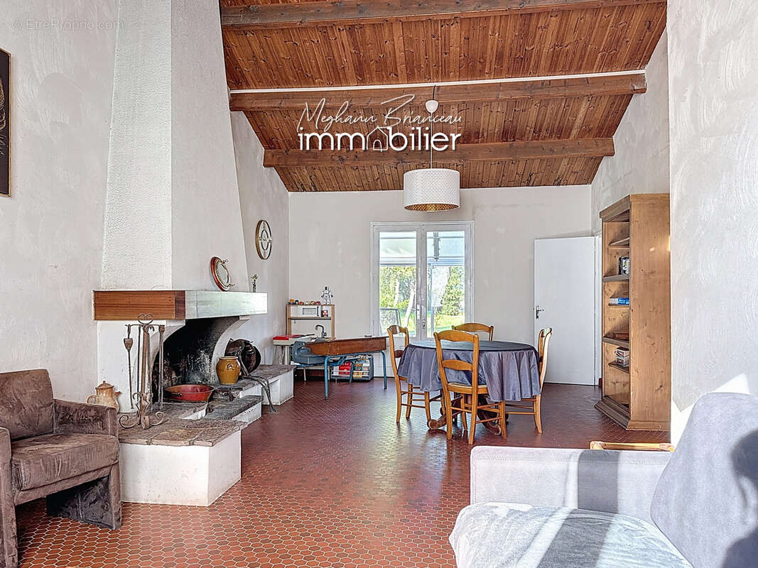 Maison de plain-pied sur plus de 5 000 m2 de terrain à Notre-Dame-de-Monts - photo 6