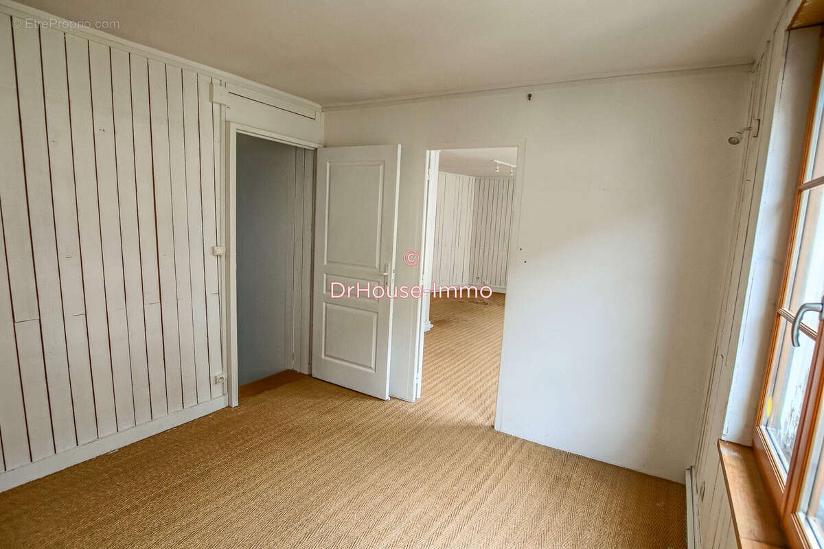 Commerce à BONNEVAL