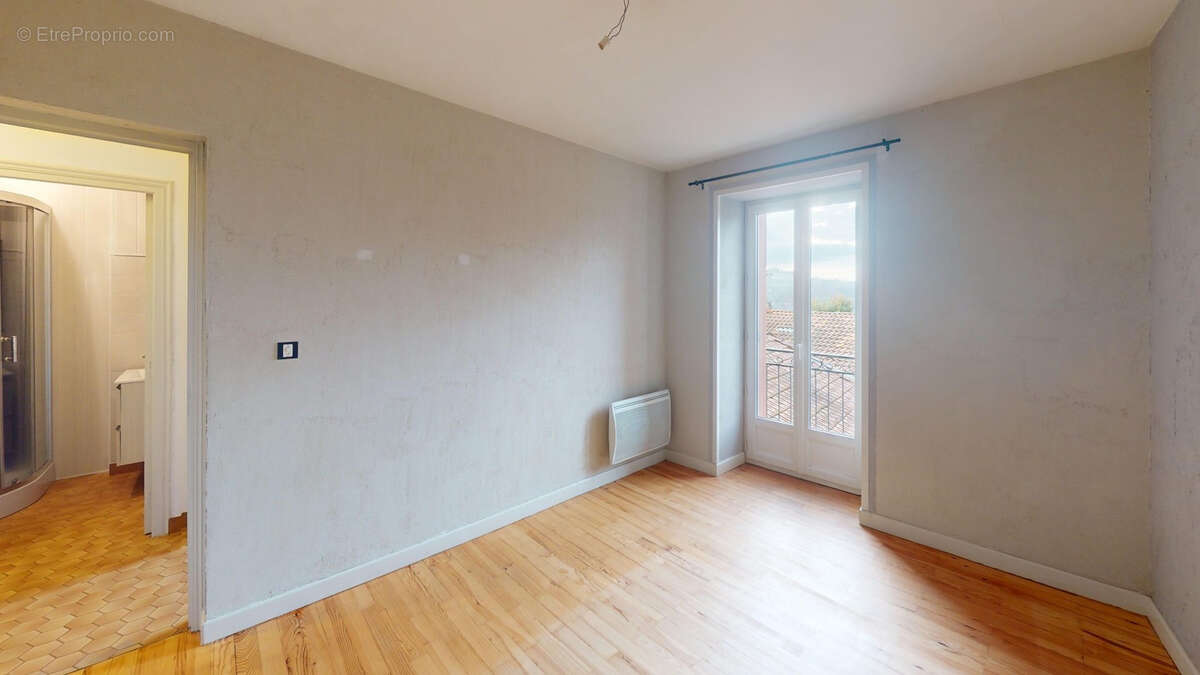 Appartement à LE MONASTIER-SUR-GAZEILLE