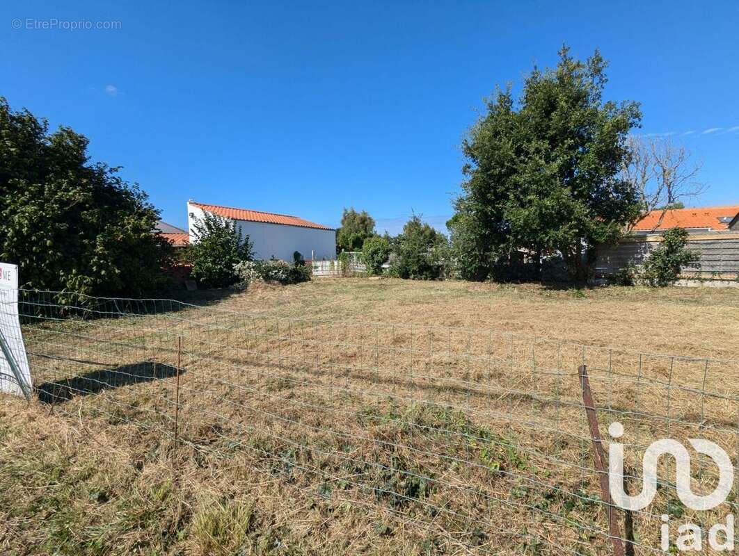 Terrain 349 m² à L'ile-D'olonne  - photo 2