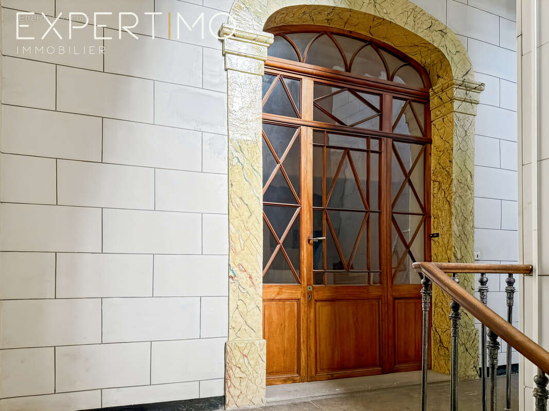 Appartement à LUNEL