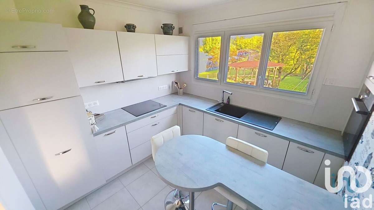 Photo 4 - Maison à MAIZIERES-LA-GRANDE-PAROISSE