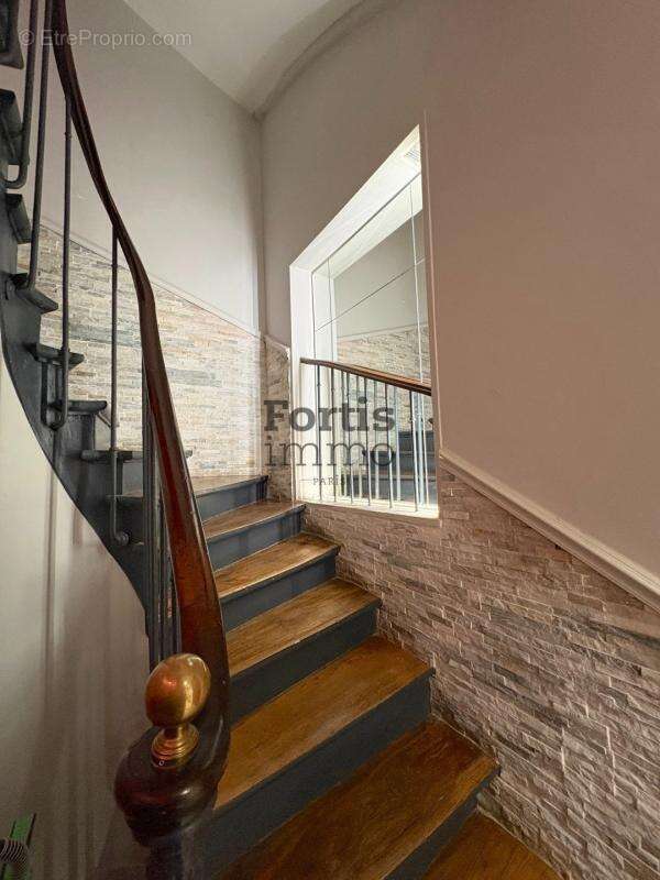 Appartement à PARIS-7E