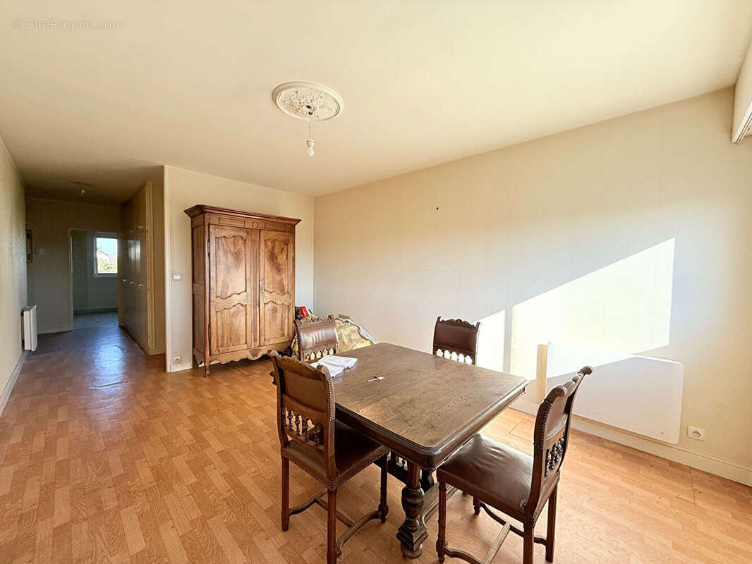 Appartement à SAINT-FLORENT-SUR-CHER