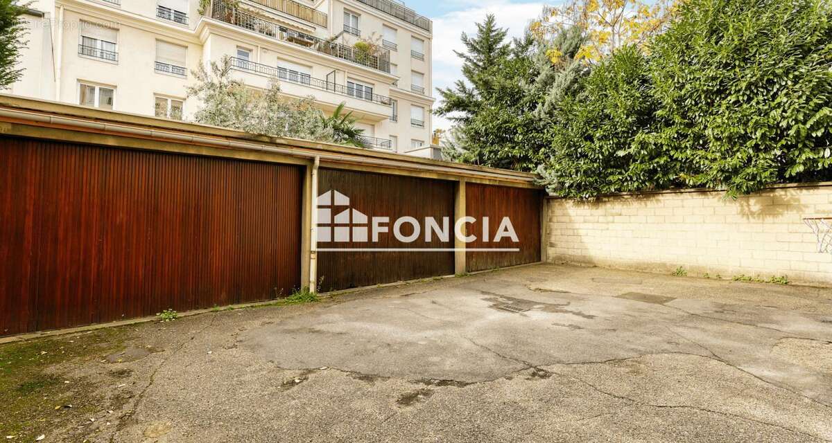 Appartement à ISSY-LES-MOULINEAUX