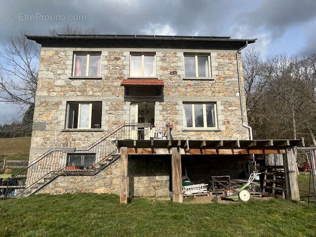 Maison à GRANDRIF