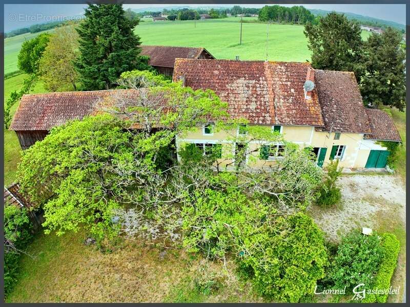 Maison à SAINT-PIERRE-D'EYRAUD