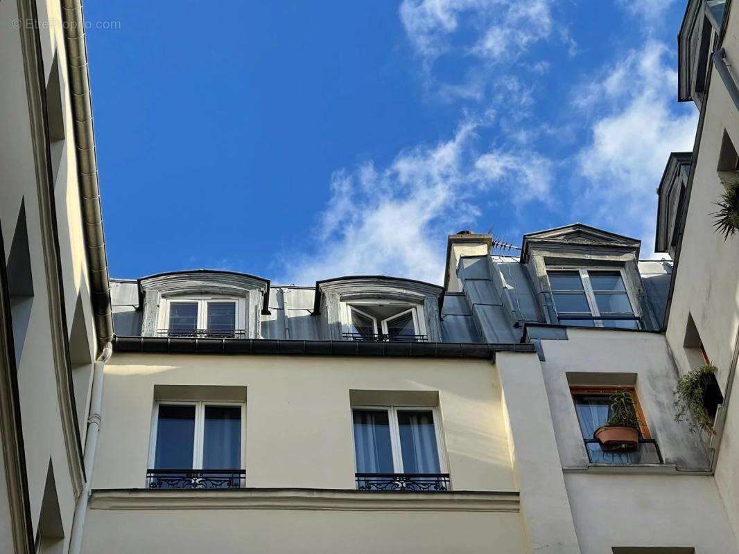Appartement à PARIS-19E