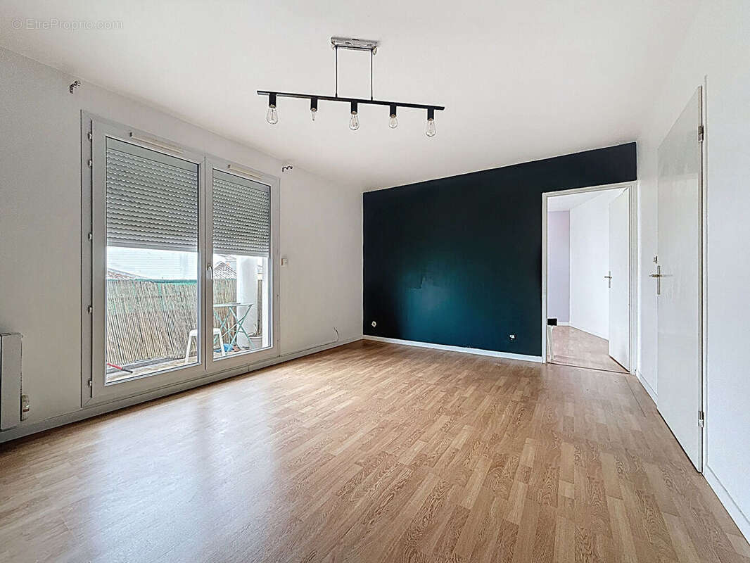 Appartement à MOISSY-CRAMAYEL