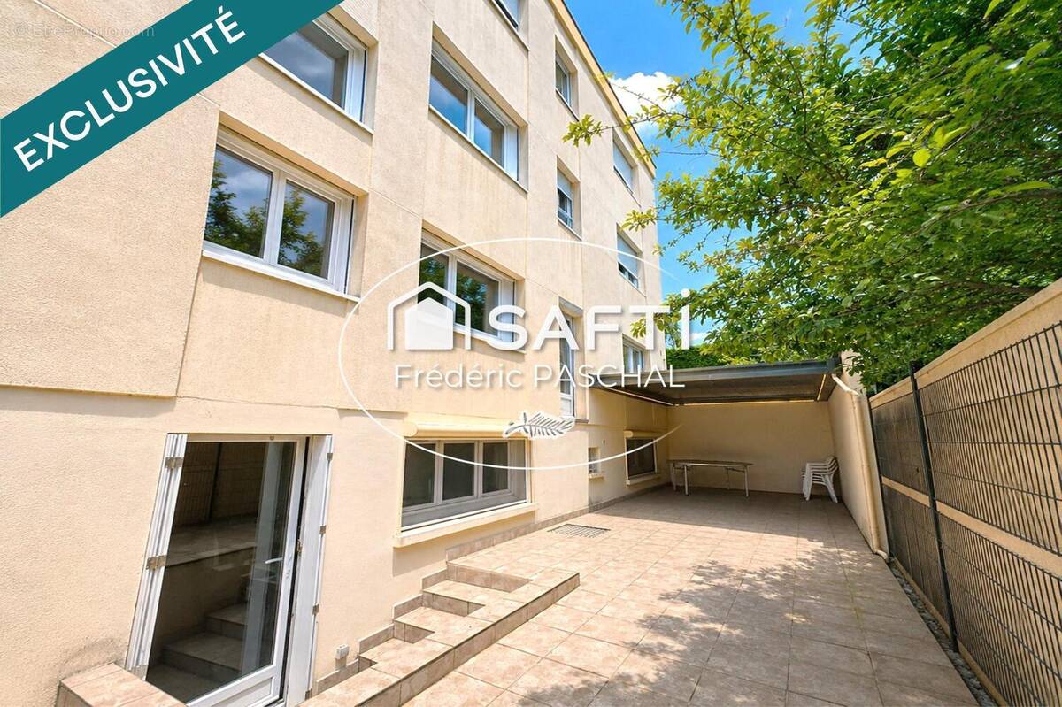 Photo 1 - Appartement à SURESNES