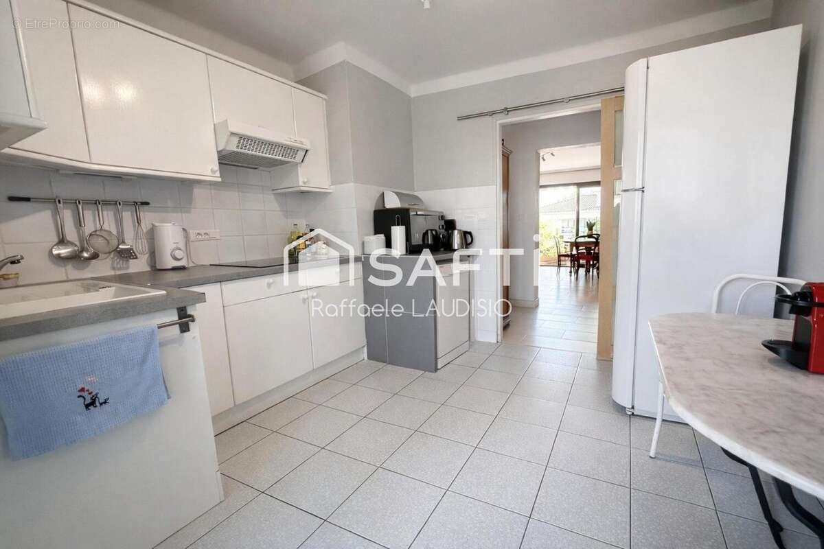 Photo 3 - Appartement à FREJUS