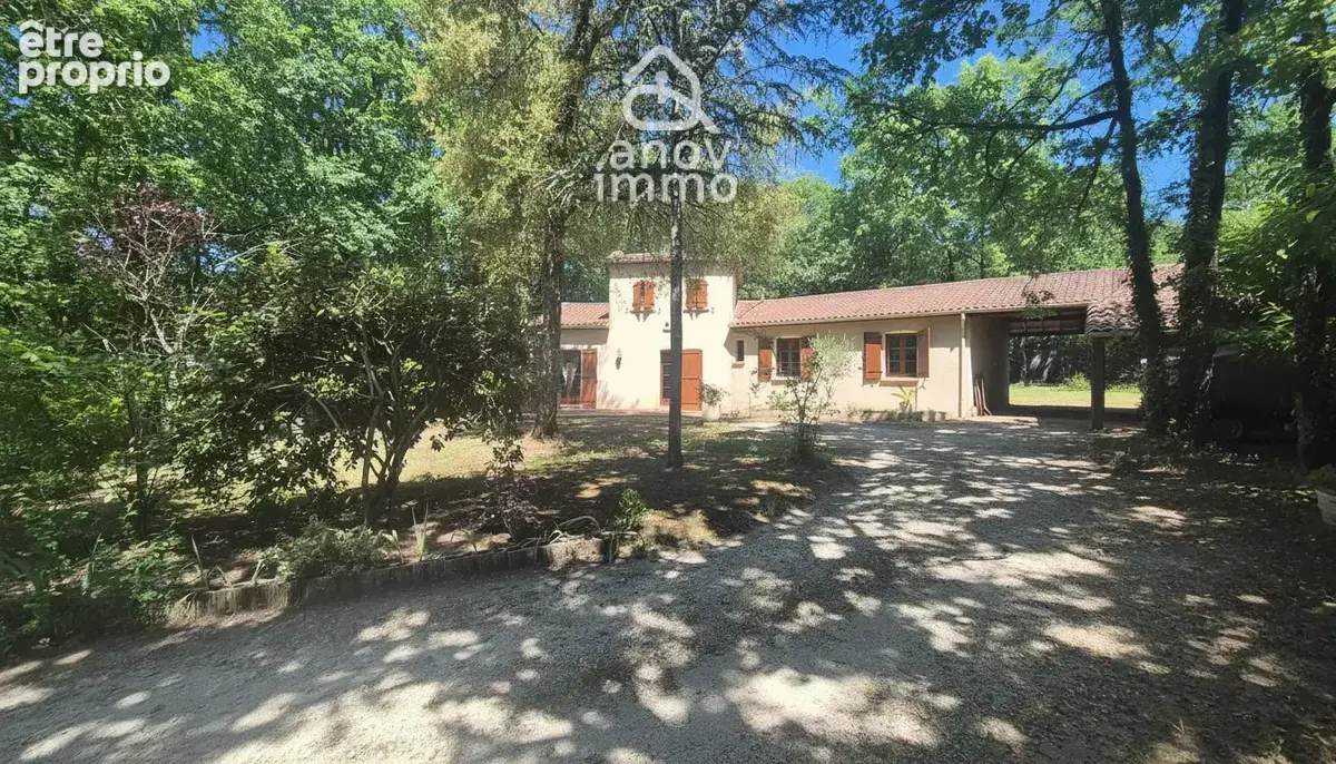 Maison familiale 5 chambres avec grand terrain boisé Mouthie - photo 18