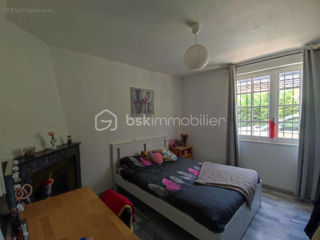 Maison à BAGNOLS-SUR-CEZE