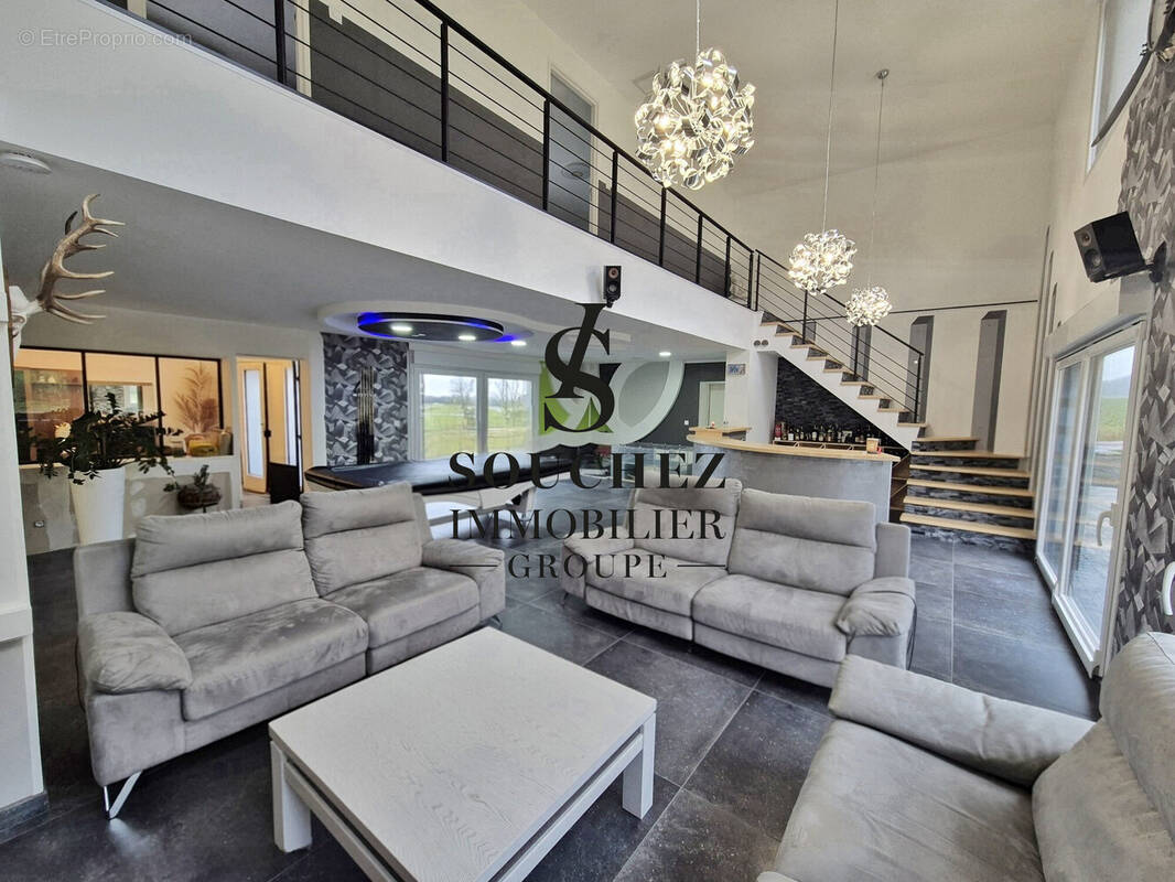 Maison à HERSIN-COUPIGNY