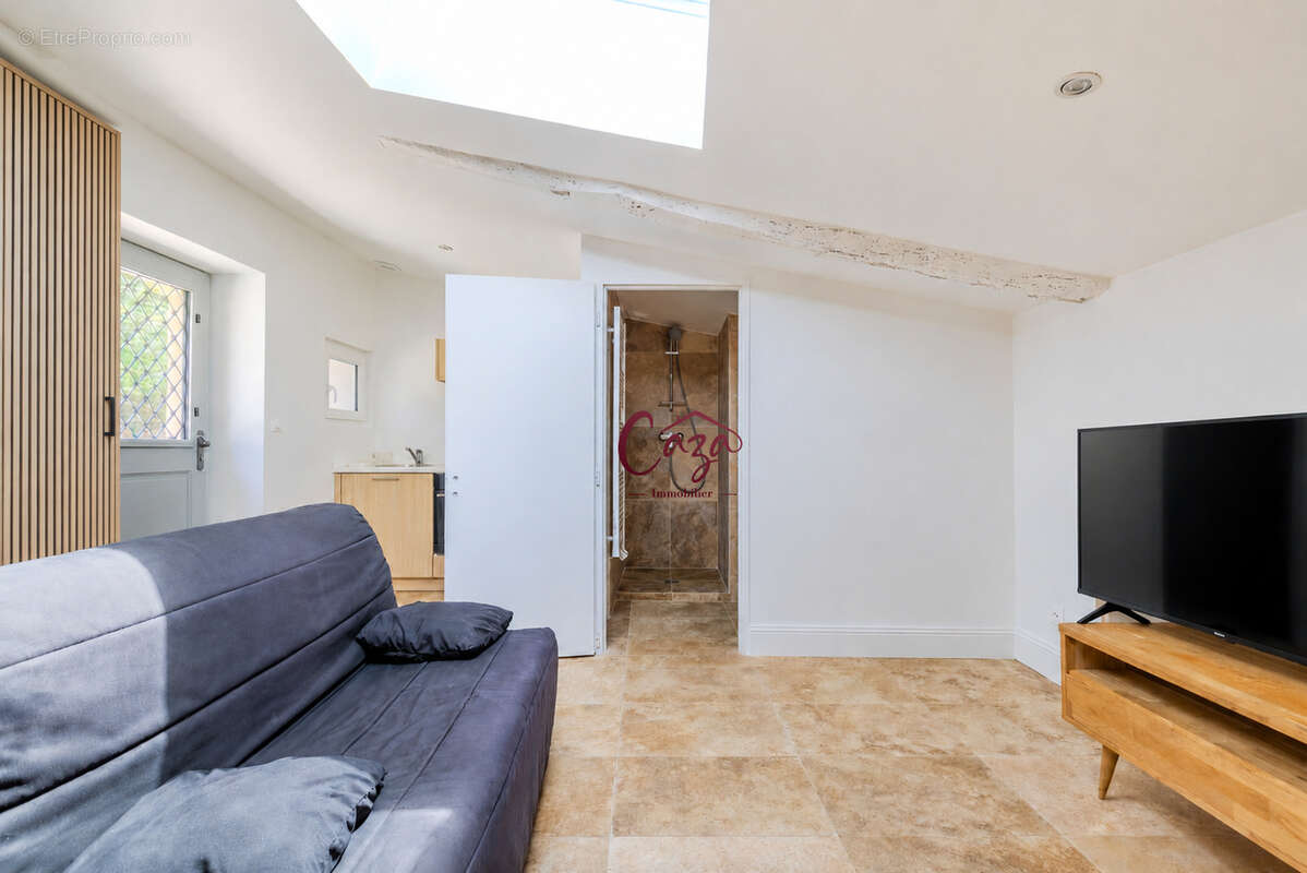 Appartement à CAMBLANES-ET-MEYNAC