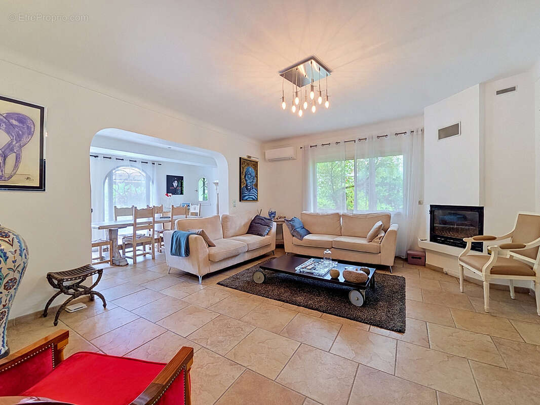 Appartement à VENCE