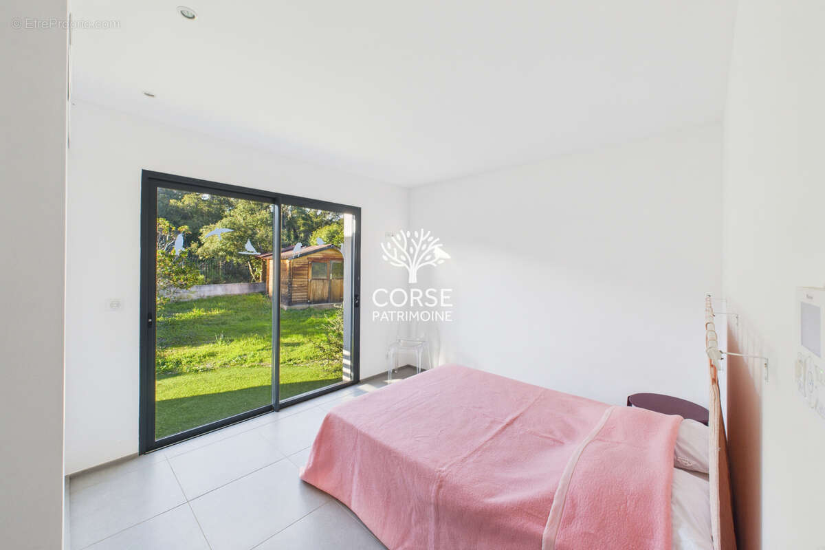 Maison à PORTO-VECCHIO