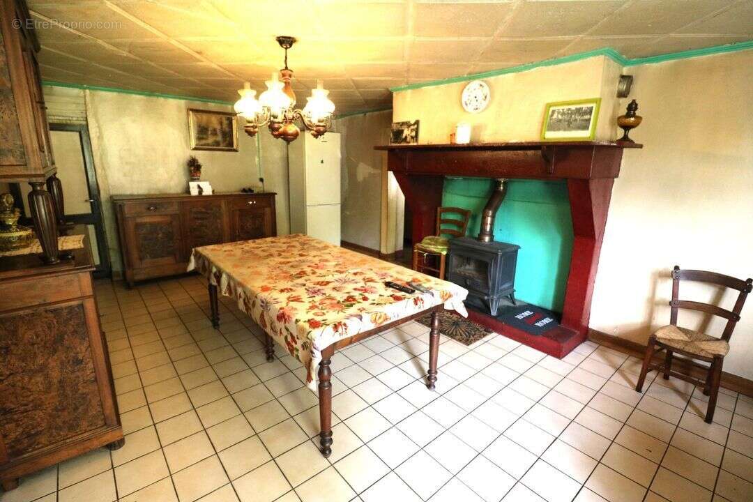 Maison à LERM-ET-MUSSET